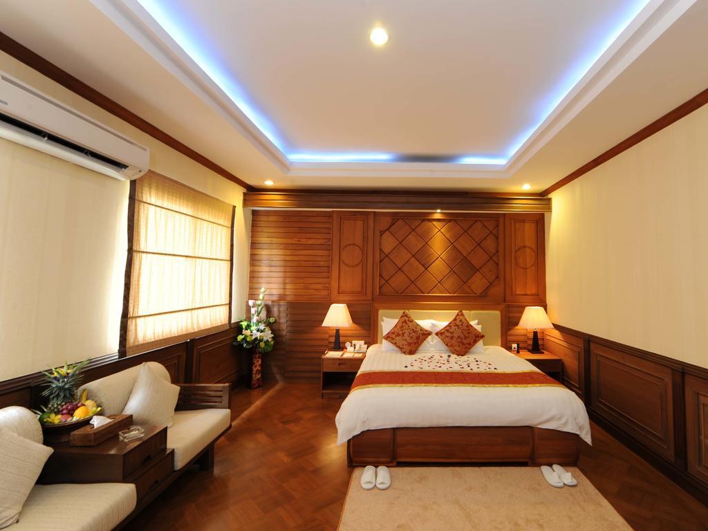 Naypyidaw The Golden Lake Hotel מראה חיצוני תמונה