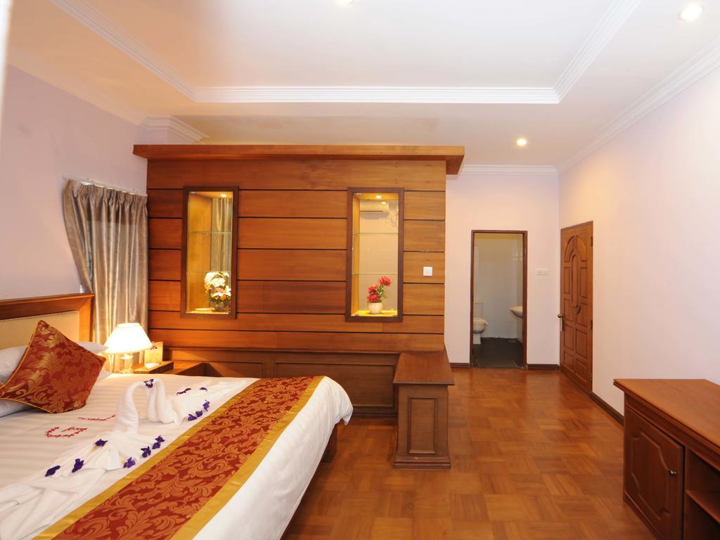 Naypyidaw The Golden Lake Hotel מראה חיצוני תמונה