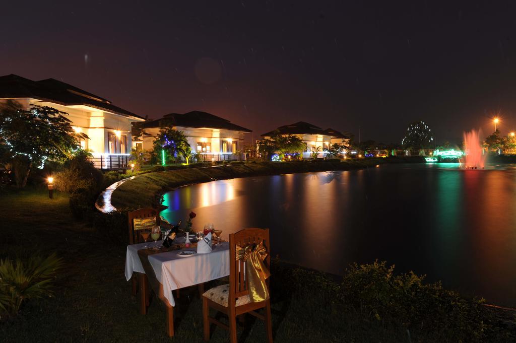 Naypyidaw The Golden Lake Hotel מראה חיצוני תמונה