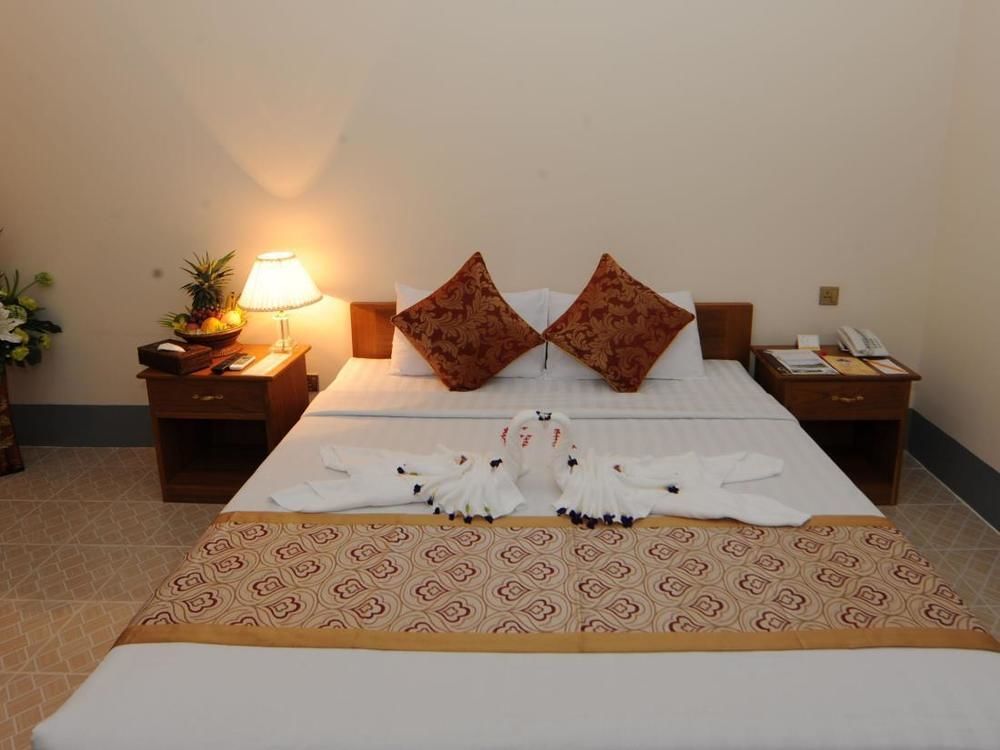Naypyidaw The Golden Lake Hotel מראה חיצוני תמונה
